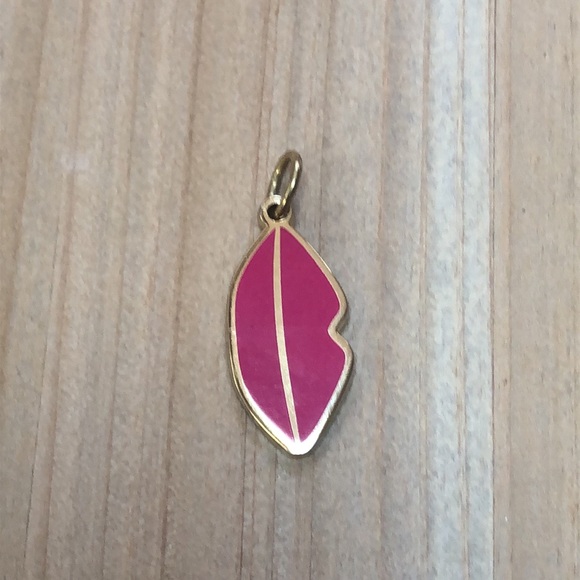 Yves Saint Laurent Beaute Lip Charm - Picture 4 of 7